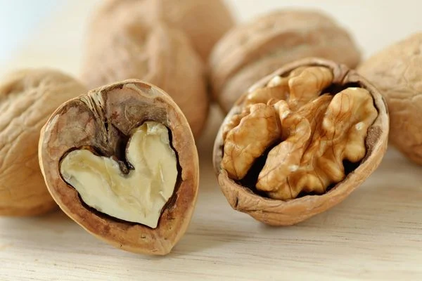 Top 8 món ăn từ hạt óc chó tốt cho tim mạch, phù hợp người ăn kiêng và người lớn tuổi